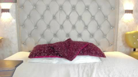 LEIGH ANGELS online show from March 5, 2025, 9:59 pm