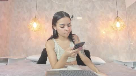 LEIGH ANGELS online show from February 4, 2026, 8:58 pm