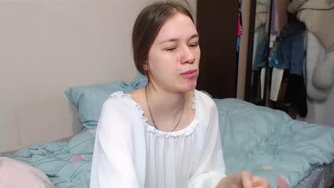leila_bambi_ online show from February 11, 2025, 2:57 pm