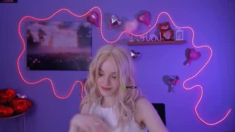 Snapshot of leila_viper_ chatting on February 22, 2026, 7:56 pm leila_viper_ online show from February 22, 2026, 7:56 pm