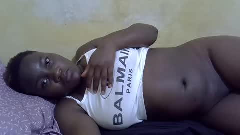 leilah_cute19 online show from April 5, 2026, 12:41 am