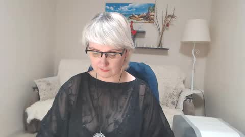 Leila Kinky online show from February 15, 2025, 8:54 am