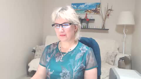 Leila Kinky online show from February 21, 2025, 5:02 am