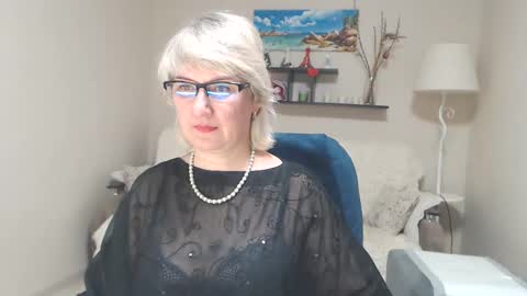 Leila Kinky online show from February 25, 2025, 12:55 pm