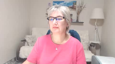 Snapshot of leilamays chatting on October 29, 2025, 3:42 am Leila Kinky online show from October 29, 2025, 3:42 am