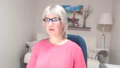 Snapshot of leilamays chatting on November 3, 2025, 5:09 am Leila Kinky online show from November 3, 2025, 5:09 am