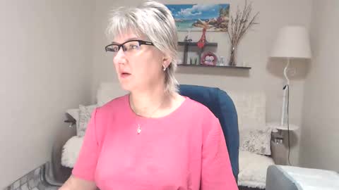 Snapshot of leilamays chatting on November 4, 2025, 3:38 am Leila Kinky online show from November 4, 2025, 3:38 am