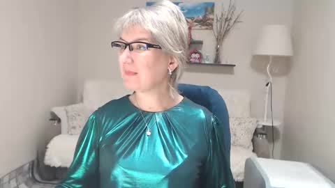 Snapshot of leilamays chatting on November 9, 2025, 5:06 am Leila Kinky online show from November 9, 2025, 5:06 am