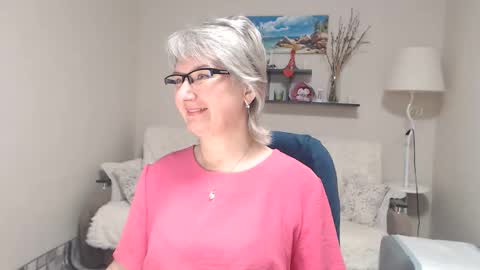 Snapshot of leilamays chatting on November 15, 2025, 5:16 am Leila Kinky online show from November 15, 2025, 5:16 am