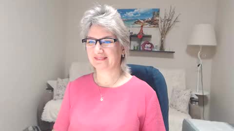 Snapshot of leilamays chatting on November 25, 2025, 4:34 am Leila Kinky online show from November 25, 2025, 4:34 am