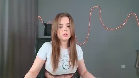 Snapshot of leksalove chatting on February 27, 2026, 4:40 pm leksalove online show from February 27, 2026, 4:40 pm