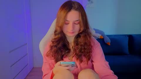 Snapshot of lelia_vibe chatting on September 23, 2025, 12:08 pm Lelia online show from September 23, 2025, 12:08 pm