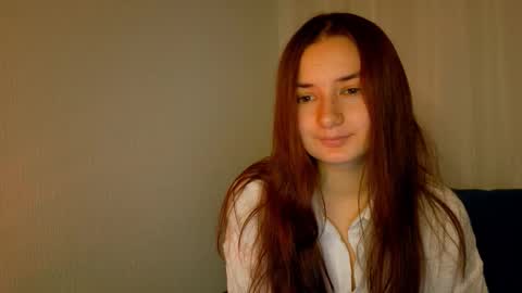 Snapshot of lelia_vibe chatting on October 20, 2025, 8:09 pm Lelia online show from October 20, 2025, 8:09 pm