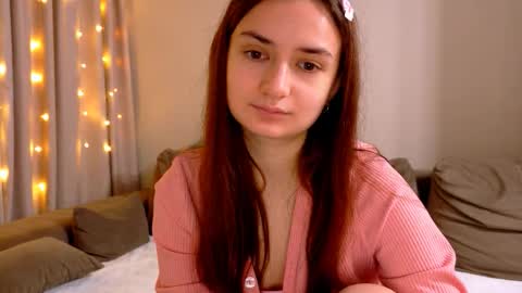 Snapshot of lelia_vibe chatting on November 19, 2025, 1:16 am Lelia online show from November 19, 2025, 1:16 am
