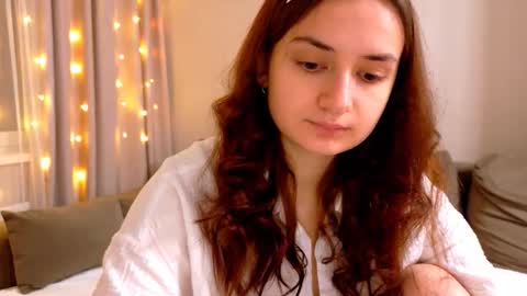 Snapshot of lelia_vibe chatting on November 21, 2025, 3:05 am Lelia online show from November 21, 2025, 3:05 am
