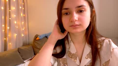 Snapshot of lelia_vibe chatting on December 15, 2025, 4:22 pm Lelia online show from December 15, 2025, 4:22 pm