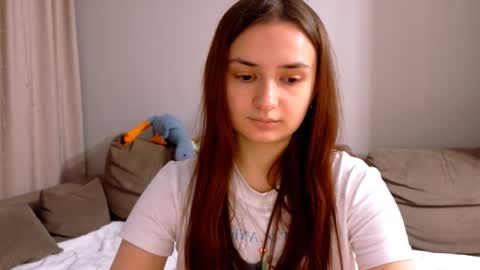 Snapshot of lelia_vibe chatting on December 17, 2025, 9:21 pm Lelia online show from December 17, 2025, 9:21 pm