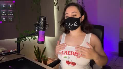 Snapshot of lemi_peachy chatting on November 13, 2025, 2:27 pm Lemi online show from November 13, 2025, 2:27 pm