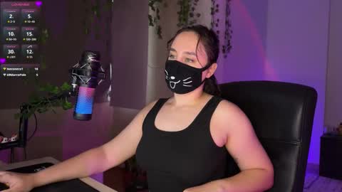 Snapshot of lemi_peachy chatting on November 14, 2025, 5:22 pm Lemi online show from November 14, 2025, 5:22 pm