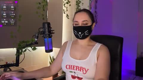 Snapshot of lemi_peachy chatting on November 20, 2025, 10:37 am Lemi online show from November 20, 2025, 10:37 am