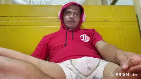 Snapshot of len0n_ chatting on May 16, 2026, 8:22 am Lenon online show from May 16, 2026, 8:22 am