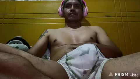 Snapshot of len0n_ chatting on May 22, 2026, 4:19 am Lenon online show from May 22, 2026, 4:19 am