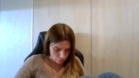 Snapshot of lena6122000 chatting on October 15, 2025, 7:25 pm lena6122000 online show from October 15, 2025, 7:25 pm