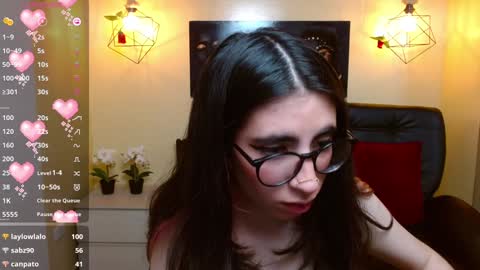 Snapshot of lena_roses chatting on December 4, 2024, 8:40 pm Lena online show from December 4, 2024, 8:40 pm