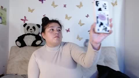 Snapshot of lena_turner_ chatting on February 1, 2026, 9:13 pm Lena online show from February 1, 2026, 9:13 pm