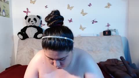 Snapshot of lena_turner_ chatting on February 26, 2026, 6:40 pm Lena online show from February 26, 2026, 6:40 pm