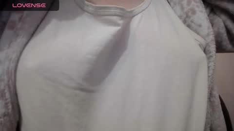 lenagolden online show from December 15, 2025, 12:53 pm