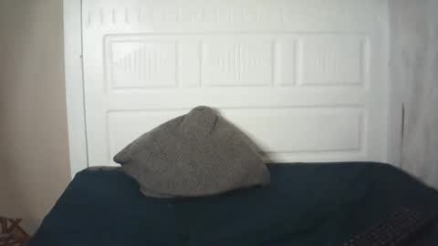 Snapshot of lenah6 chatting on January 15, 2026, 5:49 pm lenah6 online show from January 15, 2026, 5:49 pm