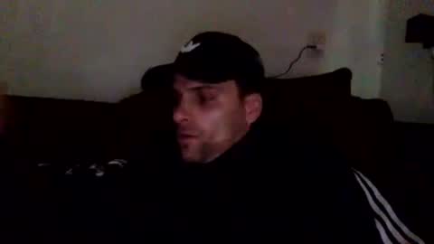 Snapshot of lendariokiss chatting on October 27, 2025, 12:09 pm Armando online show from October 27, 2025, 12:09 pm