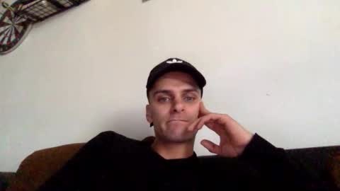 Snapshot of lendariokiss chatting on November 12, 2025, 12:05 pm Armando online show from November 12, 2025, 12:05 pm