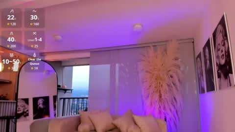 Snapshot of lennercollins_ chatting on June 17, 2026, 11:01 am Lenner INDEPENDENT MODEL online show from June 17, 2026, 11:01 am