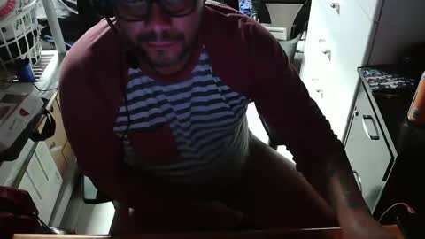 Latino Heat online show from October 25, 2025, 12:07 am