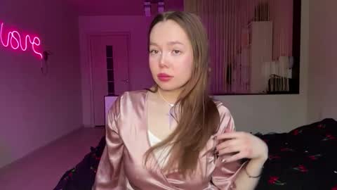Snapshot of lenoimacyt chatting on February 16, 2026, 4:52 am Hey hey our name is Mia Elfy Lovense is active time to play PVT IS OPEN online show from February 16, 2026, 4:52 am