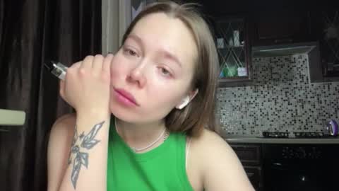 Snapshot of lenoimacyt chatting on February 17, 2026, 4:42 am Hey hey our name is Mia Elfy Lovense is active time to play PVT IS OPEN online show from February 17, 2026, 4:42 am