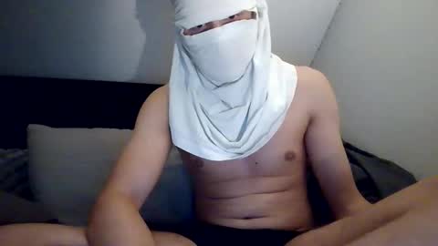 lensor77 online show from November 6, 2025, 11:37 pm