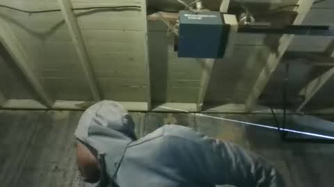 leo199984 online show from April 4, 2026, 5:32 pm