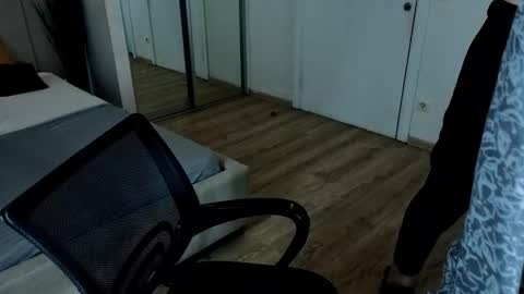 Snapshot of leo__miller chatting on January 8, 2026, 3:58 pm LEO online show from January 8, 2026, 3:58 pm