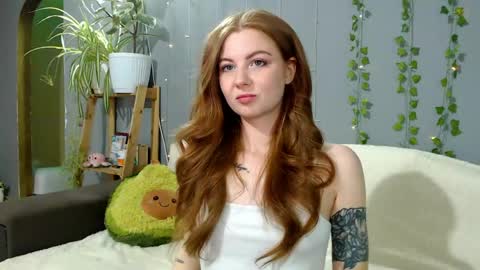 Snapshot of leo_and_lori chatting on April 19, 2026, 10:34 pm Leo and Lori online show from April 19, 2026, 10:34 pm