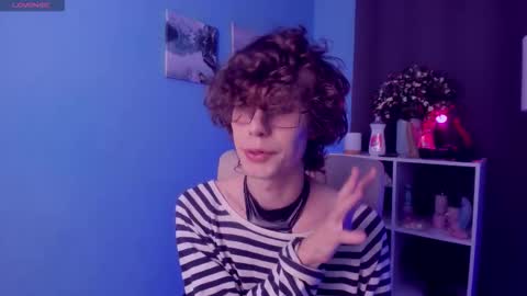 Leo online show from November 5, 2025, 1:55 pm