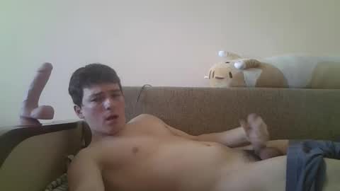 Snapshot of leo_cutie chatting on March 7, 2026, 9:06 am leo_cutie online show from March 7, 2026, 9:06 am
