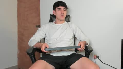 Leo Jones online show from March 3, 2026, 2:28 am