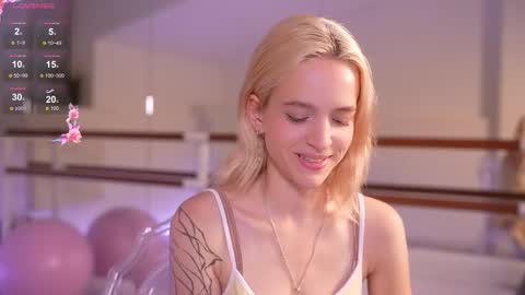  Ashly  online show from October 10, 2025, 3:44 pm