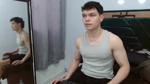 Snapshot of leo_morris chatting on December 23, 2024, 2:17 pm leo_morris online show from December 23, 2024, 2:17 pm