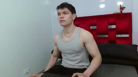 Snapshot of leo_morris chatting on January 3, 2025, 1:03 pm leo_morris online show from January 3, 2025, 1:03 pm