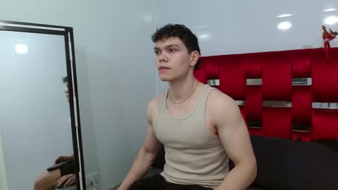 Snapshot of leo_morris chatting on January 7, 2025, 12:20 pm leo_morris online show from January 7, 2025, 12:20 pm