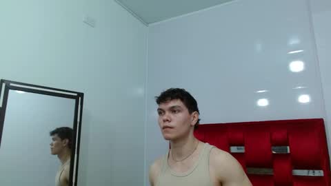 Snapshot of leo_morris chatting on January 7, 2025, 3:23 pm leo_morris online show from January 7, 2025, 3:23 pm